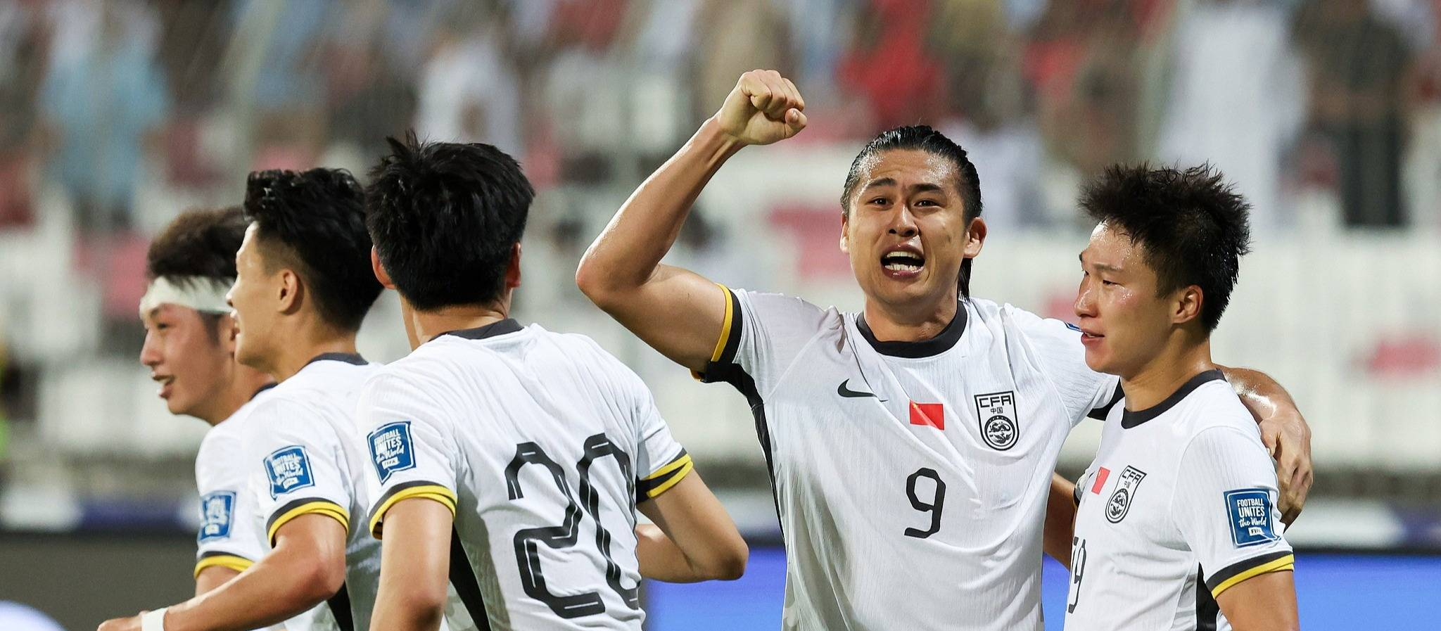 包含清晨足总杯焦点战；勒沃库森内部沟通；压力陡增；纪律约束更严格的词条