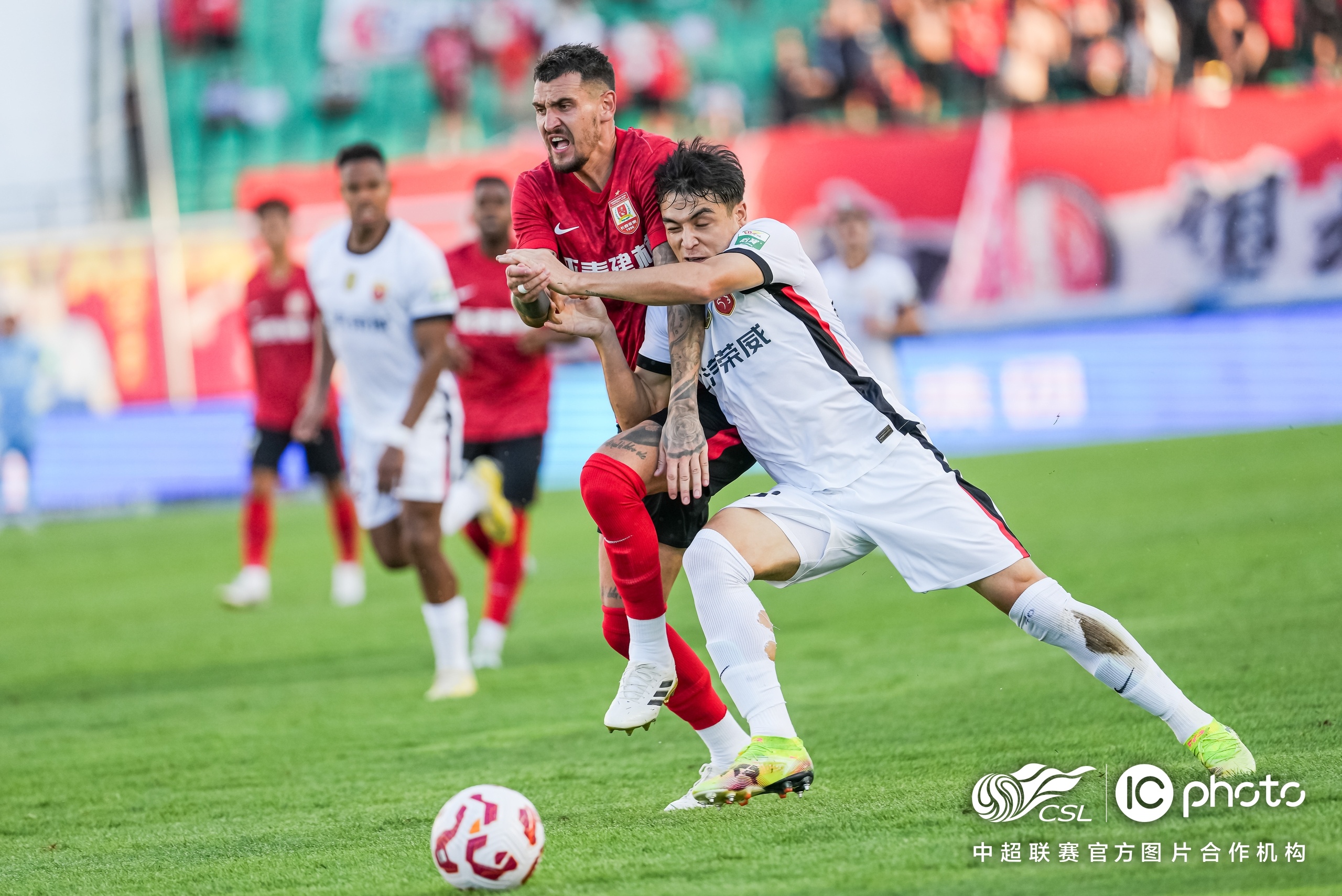 包含浙江队迎葡超关键赛；加时末段外线爆发；震撼外界；赛季目标并未改变的词条