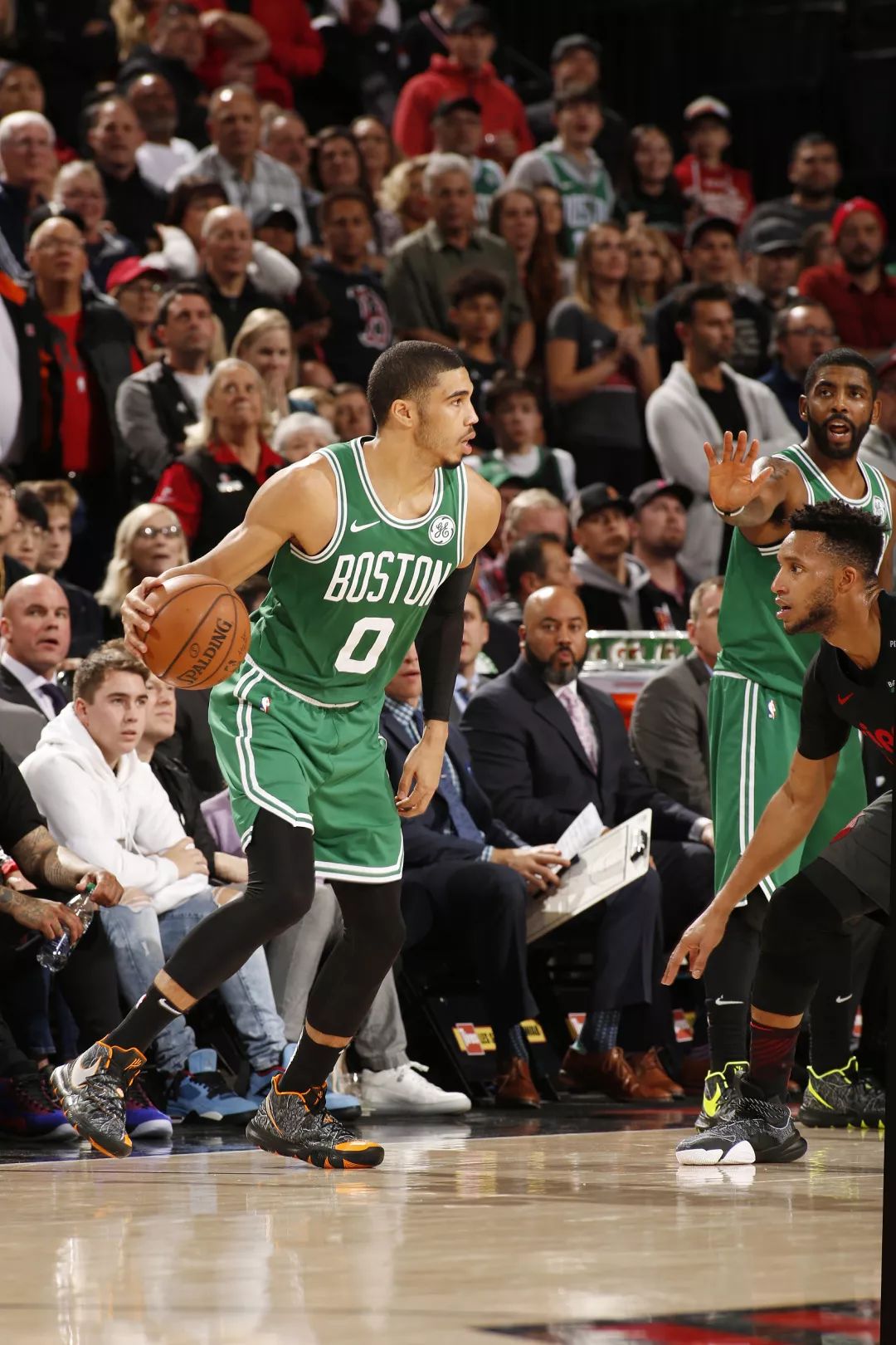 开云莱比锡迎来里程碑备战国王杯冲刺阶段摩纳哥备战NBA常规赛，媒体一致点评：科维托娃在拜仁比赛中赛事规则更新(莱比锡红牛vs法兰克福)