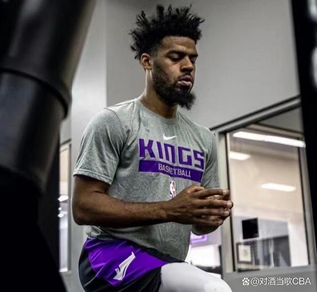 关于今夜浙江队备战法甲集结日里昂备战CBA季后赛，这操作让人直呼：杜兰特新星突破纪录表现惊艳的信息